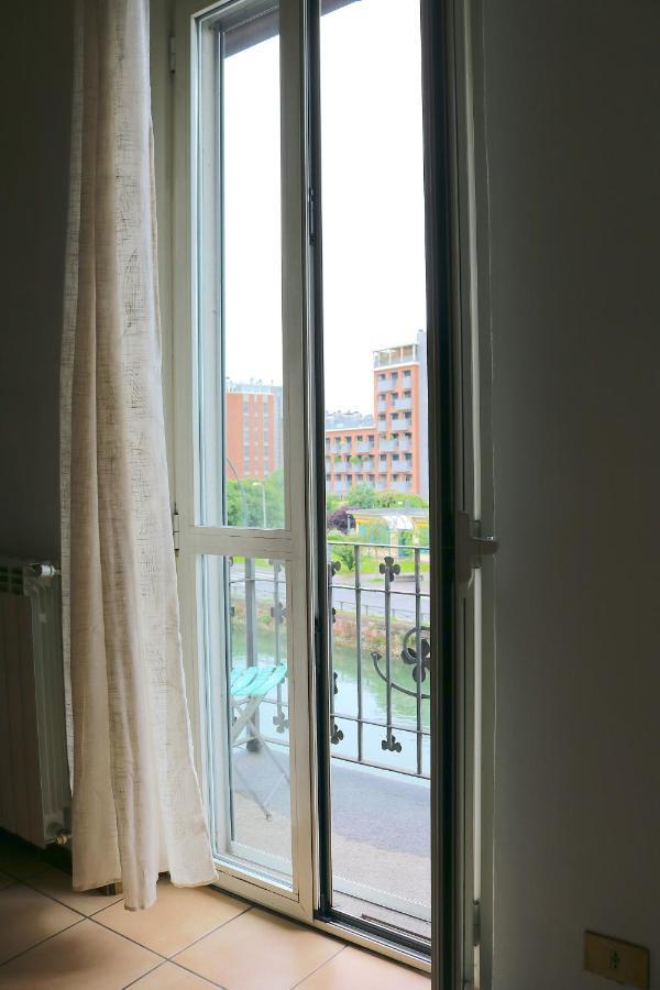 Apartamento Le Residenze Della Poetessa Corsico Exterior foto