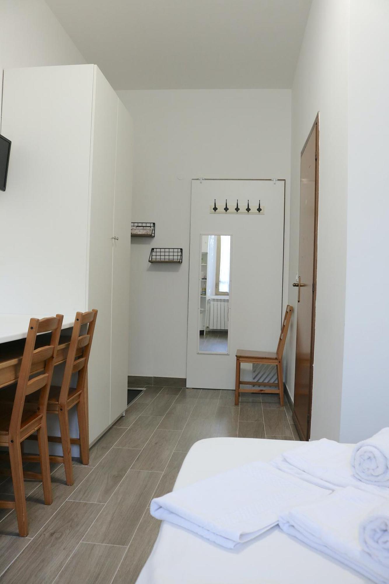 Apartamento Le Residenze Della Poetessa Corsico Exterior foto