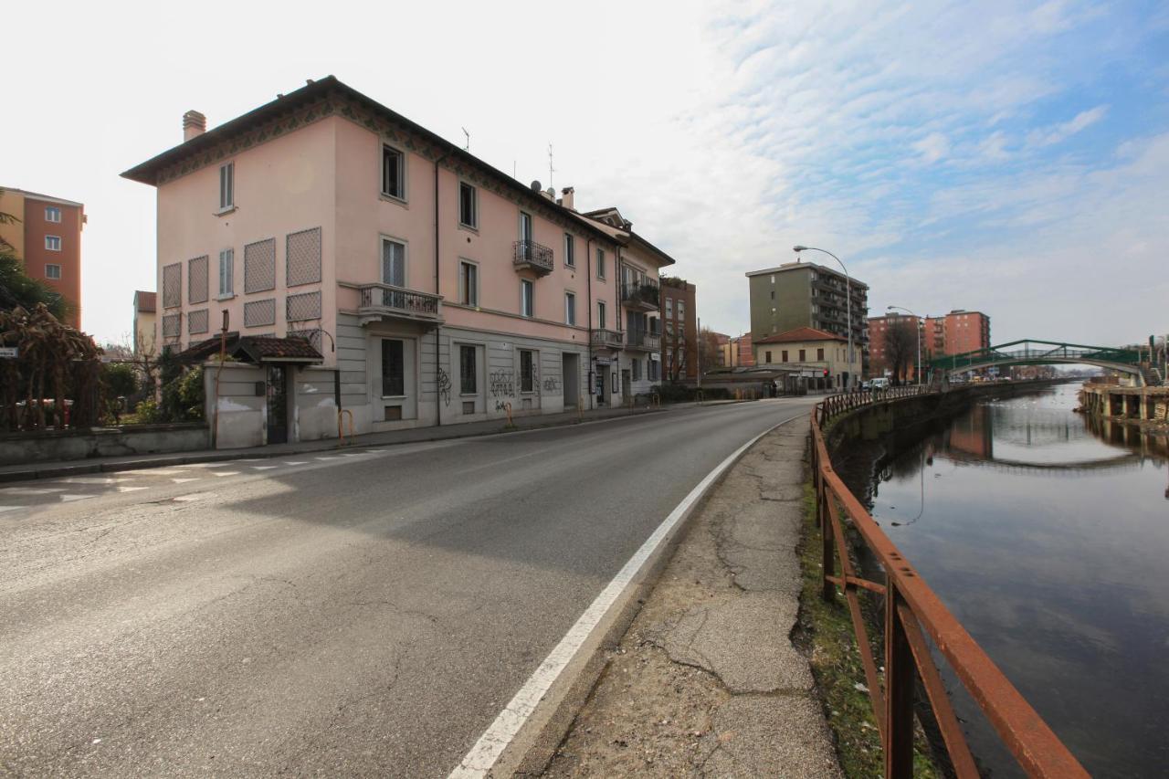 Apartamento Le Residenze Della Poetessa Corsico Exterior foto